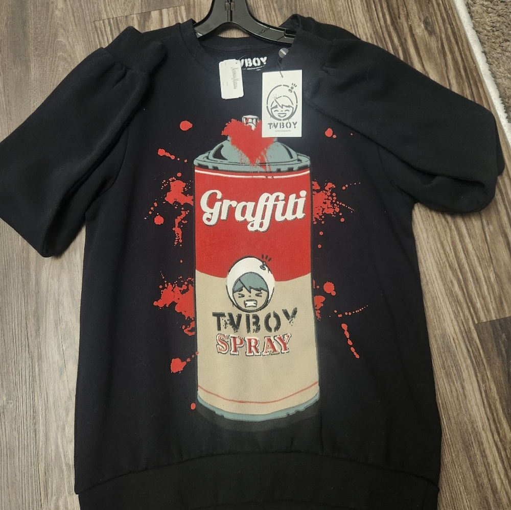 BWT Eleven Paris TV Boy Graffiti Black/Red Crewneck Sweatshirt sz S Small